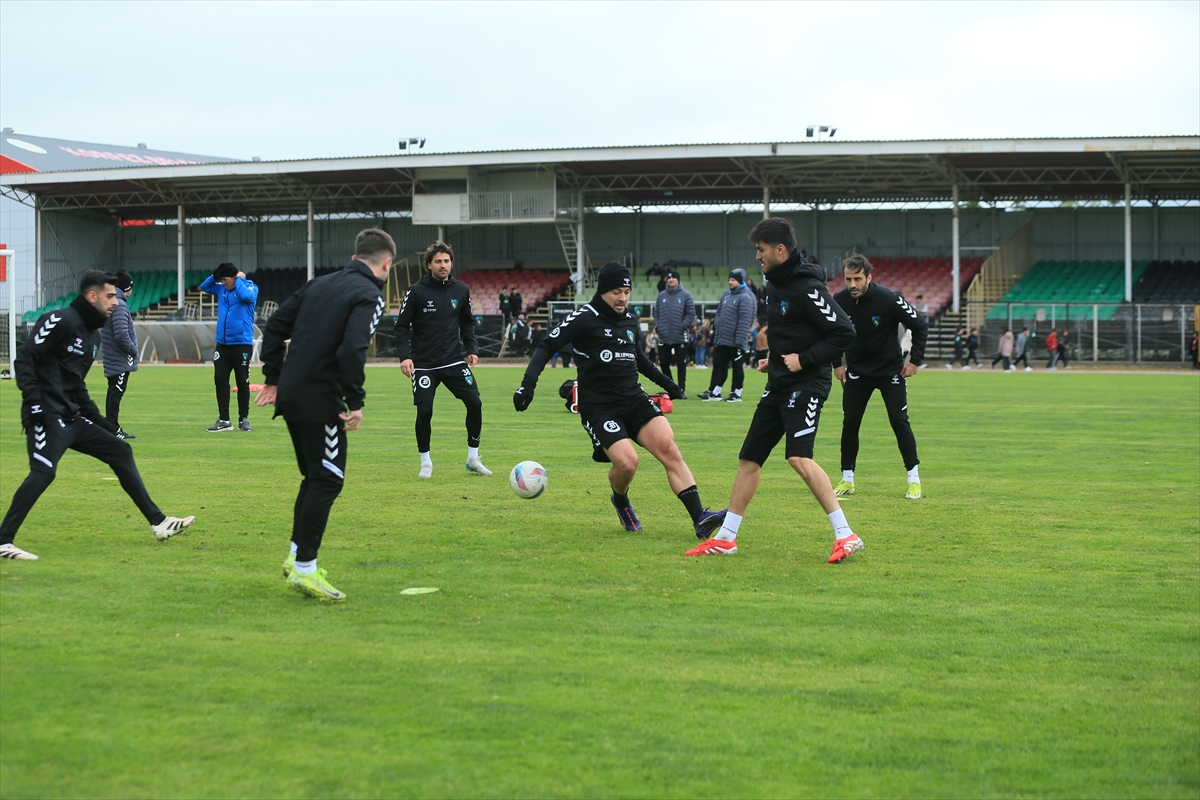 Kocaelispor, Iğdır FK maçının hazırlıklarını sürdürdü