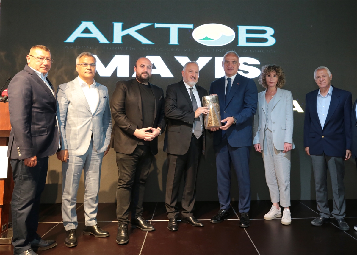 Kültür ve Turizm Bakanı Ersoy, Antalya'da AKTOB toplantısında konuştu: