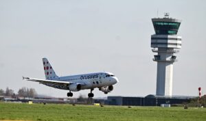 BERLİN (AA) – Alman hava yolu firması Lufthansa Grubu’nun, Husilerin