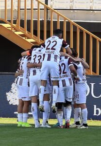 - Manisa FK: 1 - Teksüt Bandırmaspor: 1