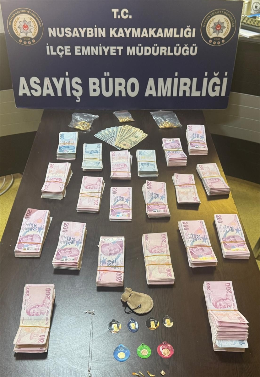 Mardin'de kuyumculara sahte altın sattıkları iddiasıyla 2 şüpheli yakalandı