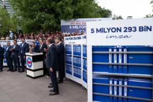 ANKARA (AA) – Memur-Sen Genel Başkanı Ali Yalçın, "Anayasa'nın 24'üncü