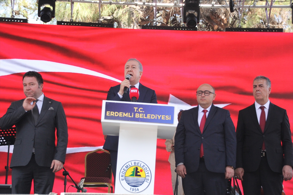 MHP Genel Başkan Yardımcısı Durmaz, Mersin'de Türkmen Şöleni'nde konuştu: