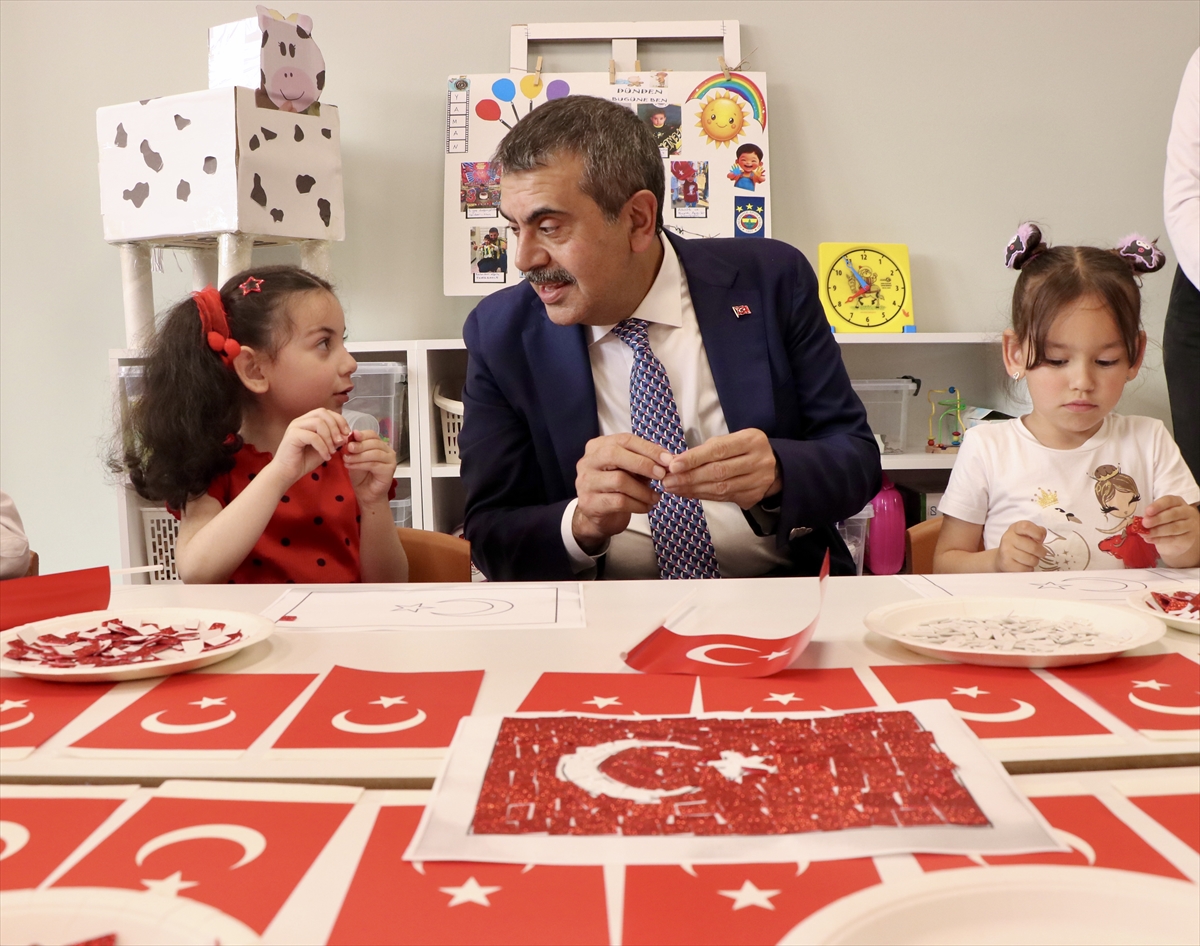 Milli Eğitim Bakanı Tekin, Kocaeli'de anaokulu açılışında konuştu: