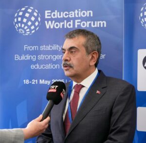 LONDRA (AA) – Milli Eğitim Bakanı Yusuf Tekin, dünyada barış