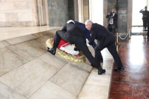 ANKARA (AA) – Milli Savunma Bakanı Yaşar Güler ve Türk