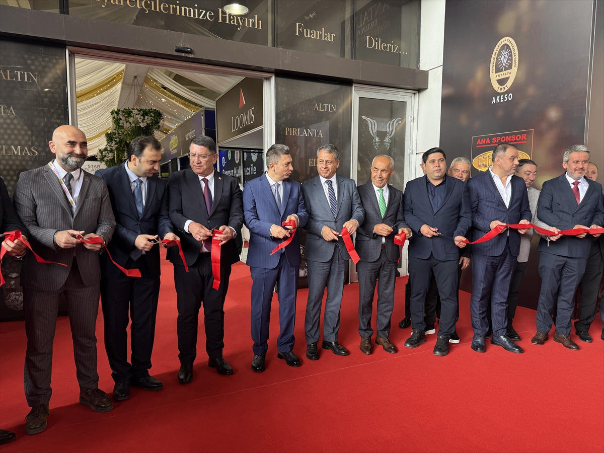 Mücevher sektörü Antalya'da buluştu