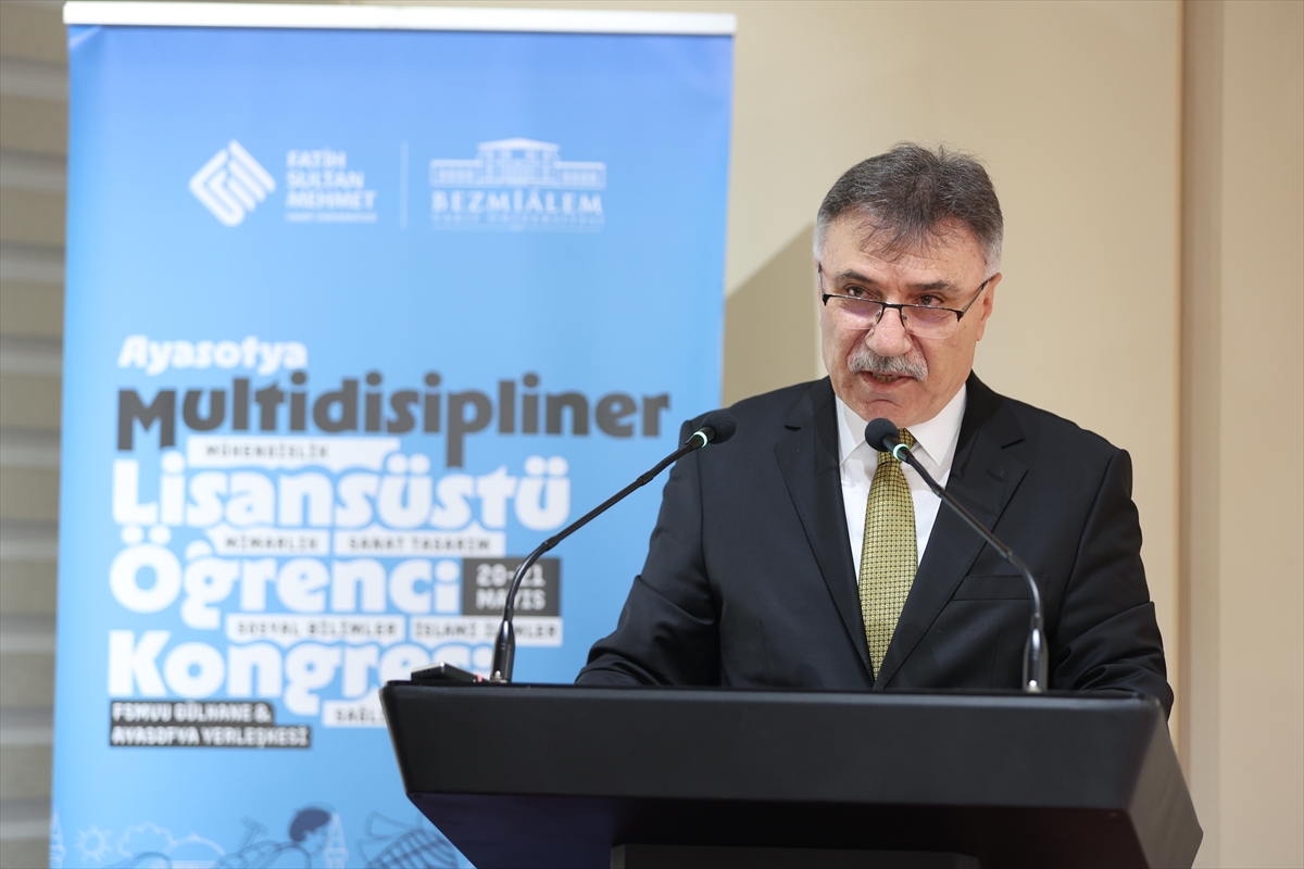 Multidisipliner Ayasofya Lisansüstü Öğrenci Kongresi başladı