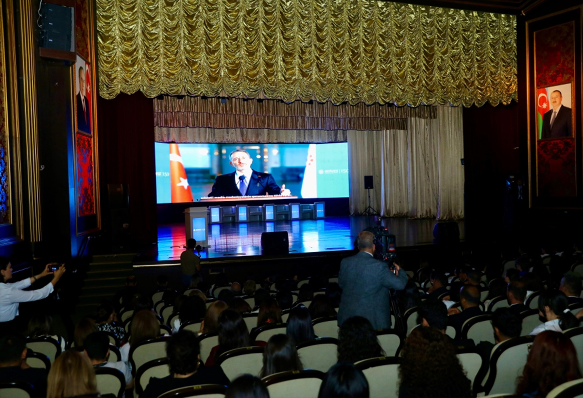 Nahçıvan'da Azerbaycan basınının 150. yılı dolayısıyla konferans düzenlendi