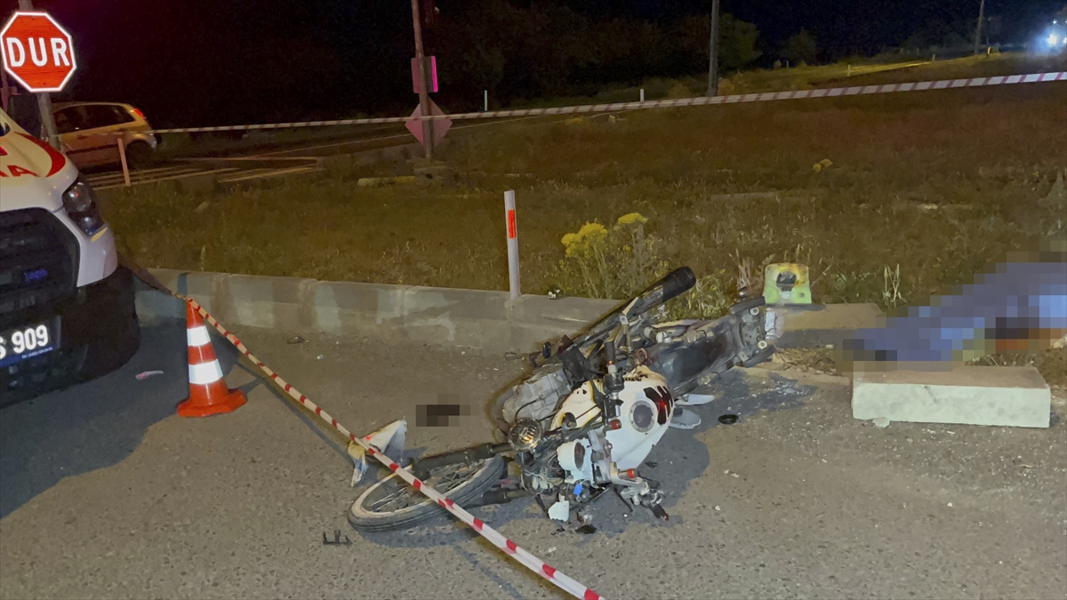 Nevşehir'de motosiklet sürücüsünün hayatını kaybettiği kaza kameraya yansıdı