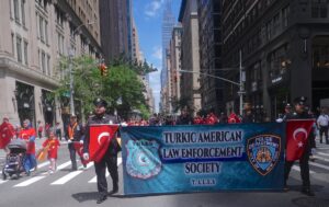 - "Bizler dünyanın neresinde olursa olsun yaşanan insanlık dramları karşısında