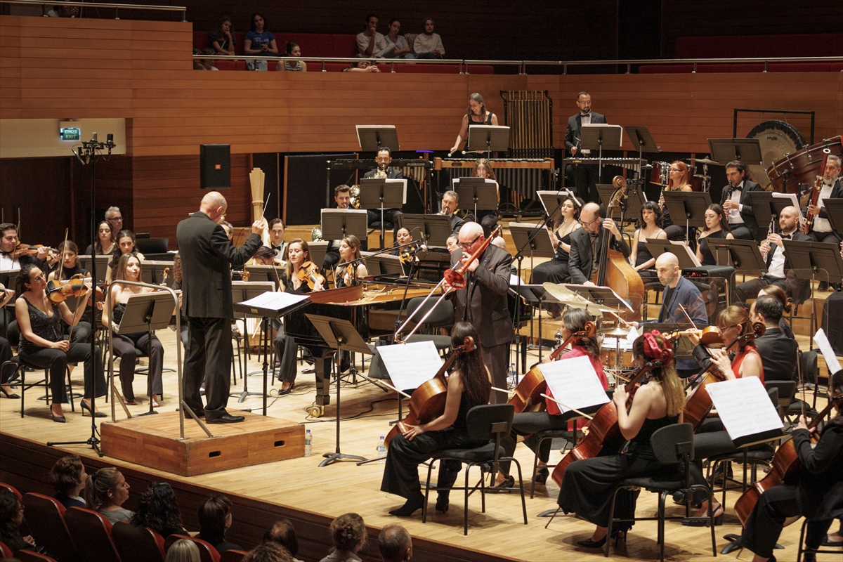 Olten Filarmoni Orkestrası sezon finalinde Nils Landgren'i ağırladı