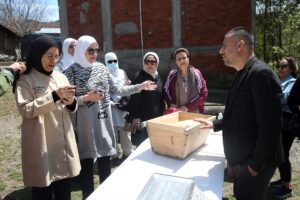 KASTAMONU (AA) – Orta Doğu'dan Kastamonu'nun İhsangazi ilçesine gelen kafile,