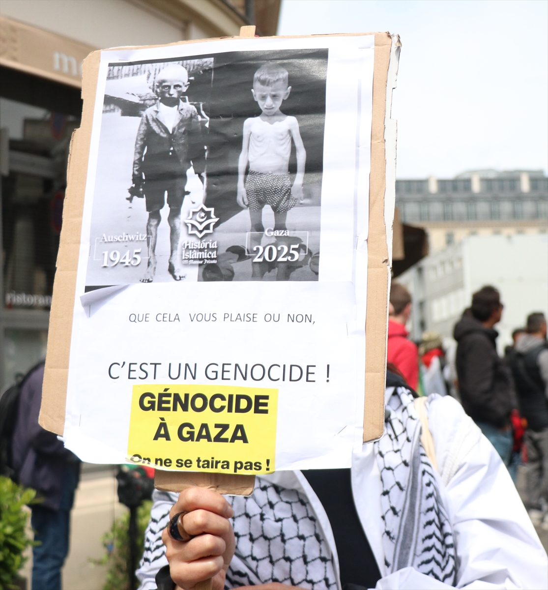 Paris'te “İsrail'e yaptırım” çağrısıyla gösteri düzenlendi