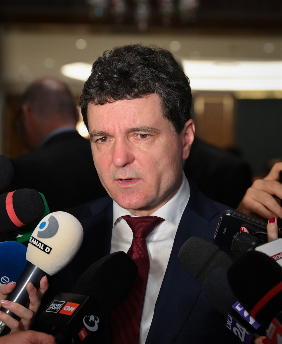Romanya Cumhurbaşkanı Dan, “Karadeniz ve Balkanlar Güvenlik Forumu”nda konuştu: