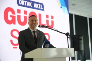 - "Edirne artık kabuğunu kırmak zorundadır. Sanayide, turizmde, tarımda yeni