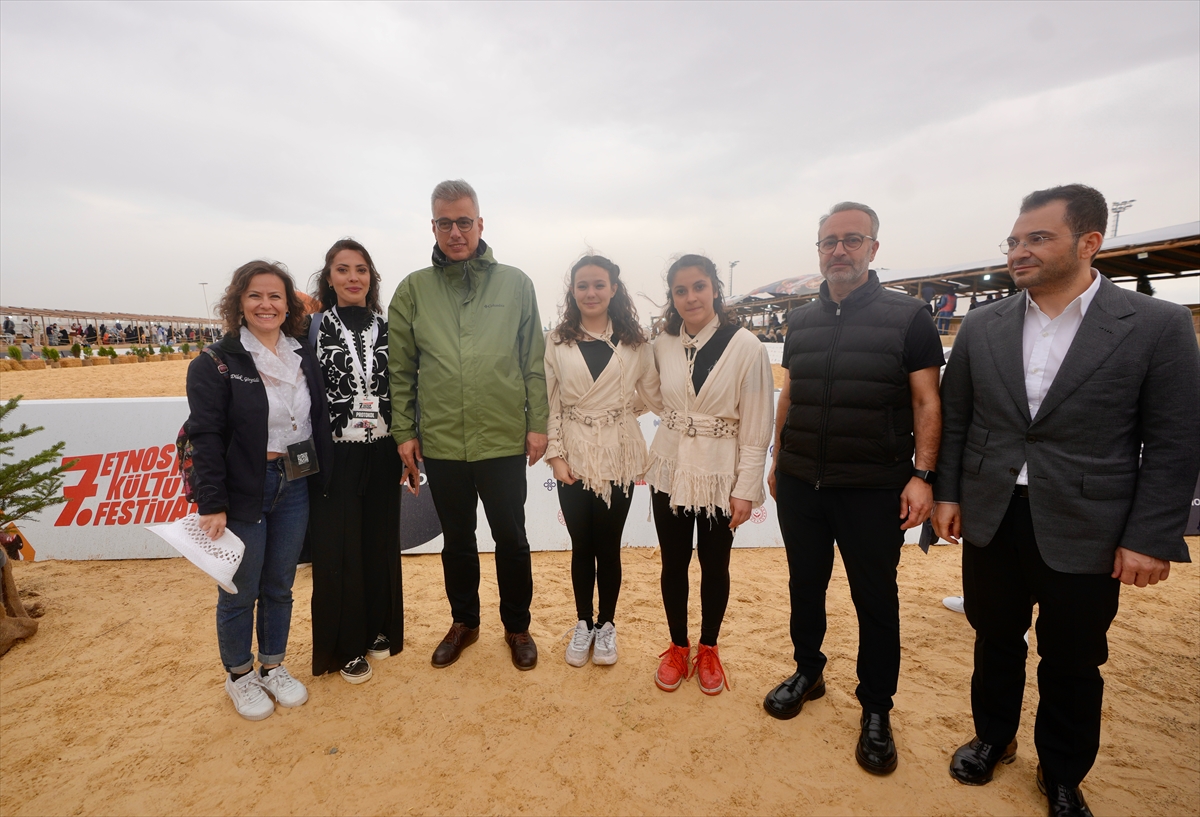 Sağlık Bakanı Memişoğlu'ndan 7. Etnospor Kültür Festivali'ne ziyaret: