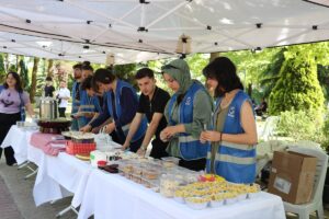 SAKARYA (AA) – Sakarya Üniversitesi (SAÜ) öğrencileri, İsrail'in saldırıları altındaki