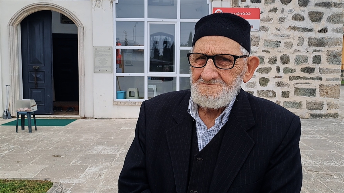 Sakarya'da padişahın eşi tarafından inşa ettirilen Rahime Sultan Camisi 133 yıldır ayakta