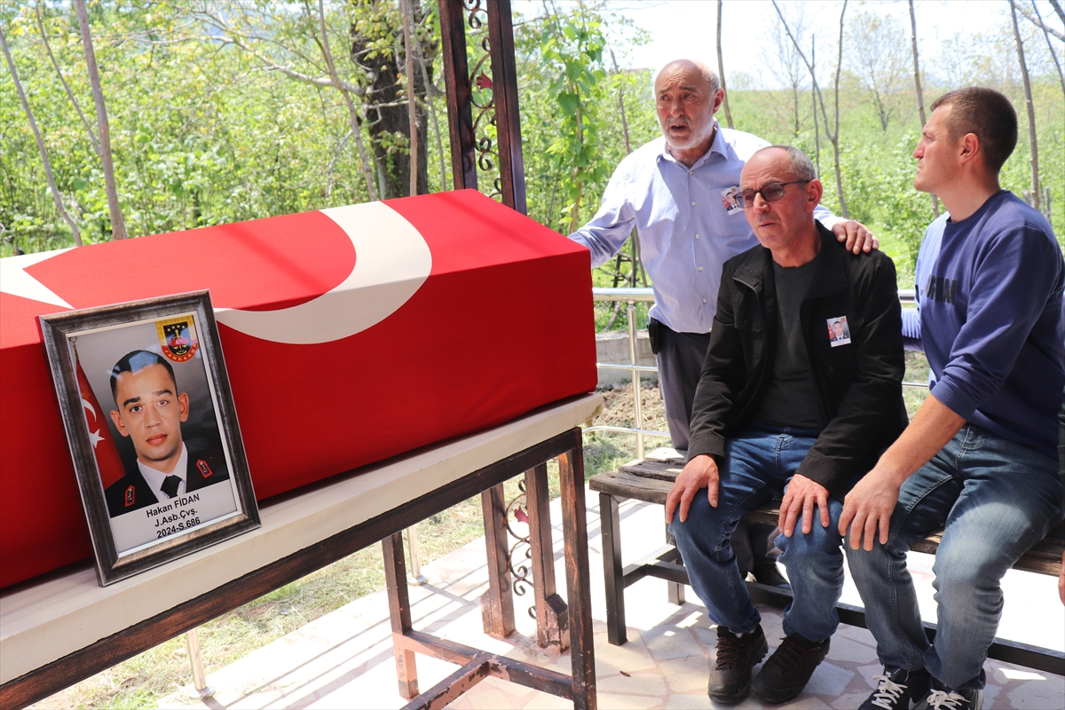 Samsun'da derede boğulan jandarma astsubay memleketi Ordu'da son yolculuğuna uğurlandı