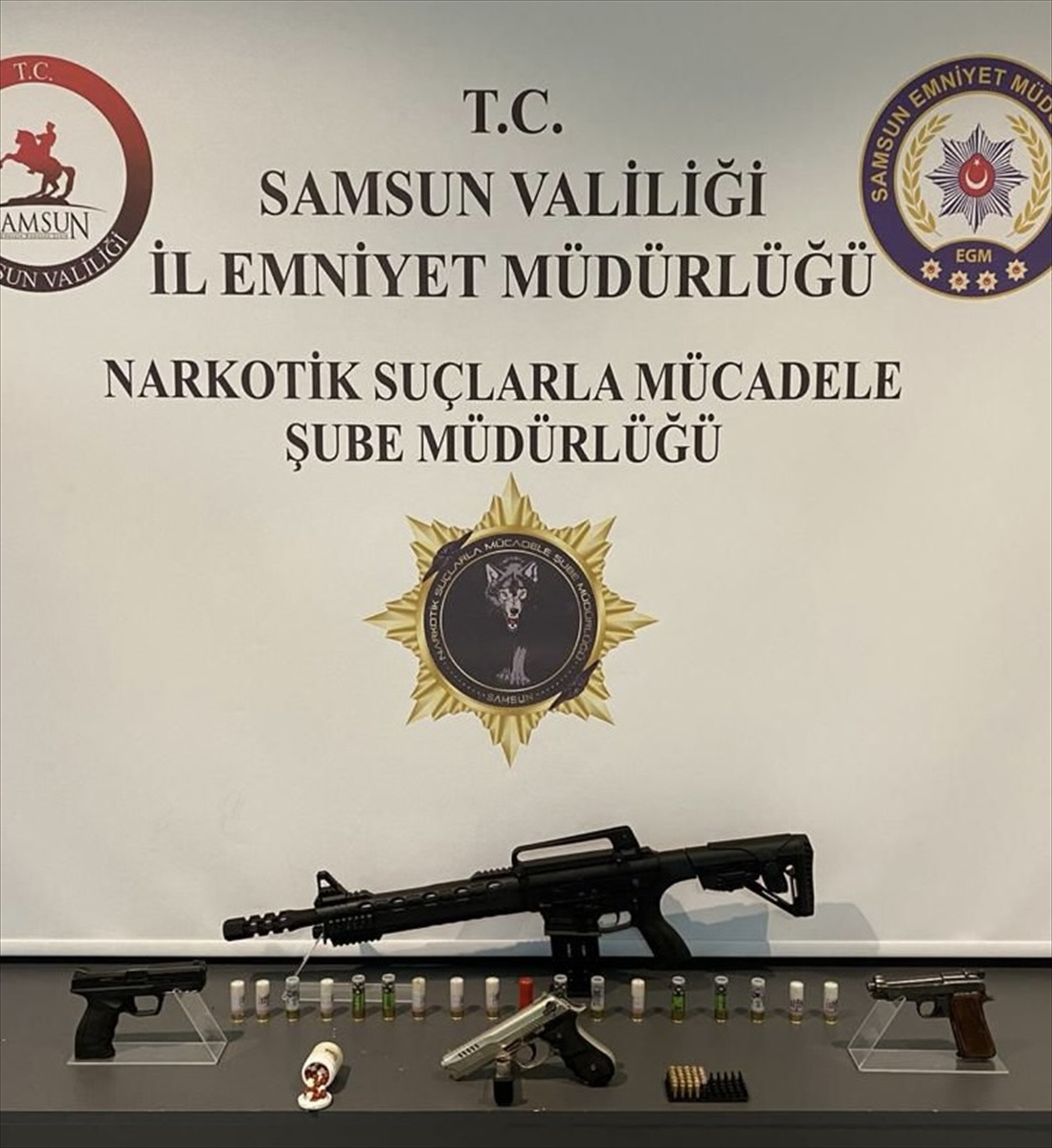 Samsun'da uyuşturucu operasyonunda 21 zanlı yakalandı