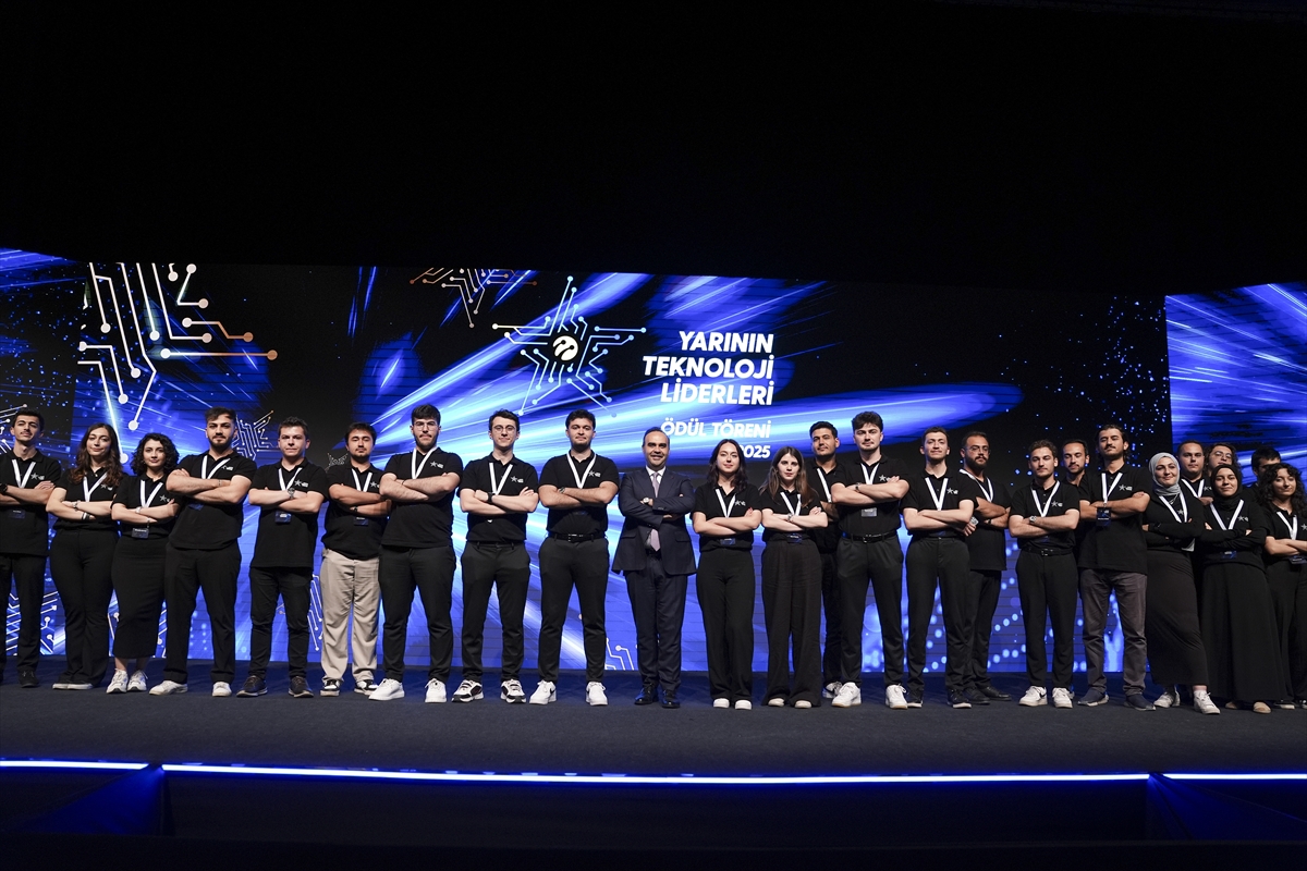 Sanayi ve Teknoloji Bakanı Kacır, Turkcell'in “Yarının Teknoloji Liderleri” ödül töreninde konuştu: