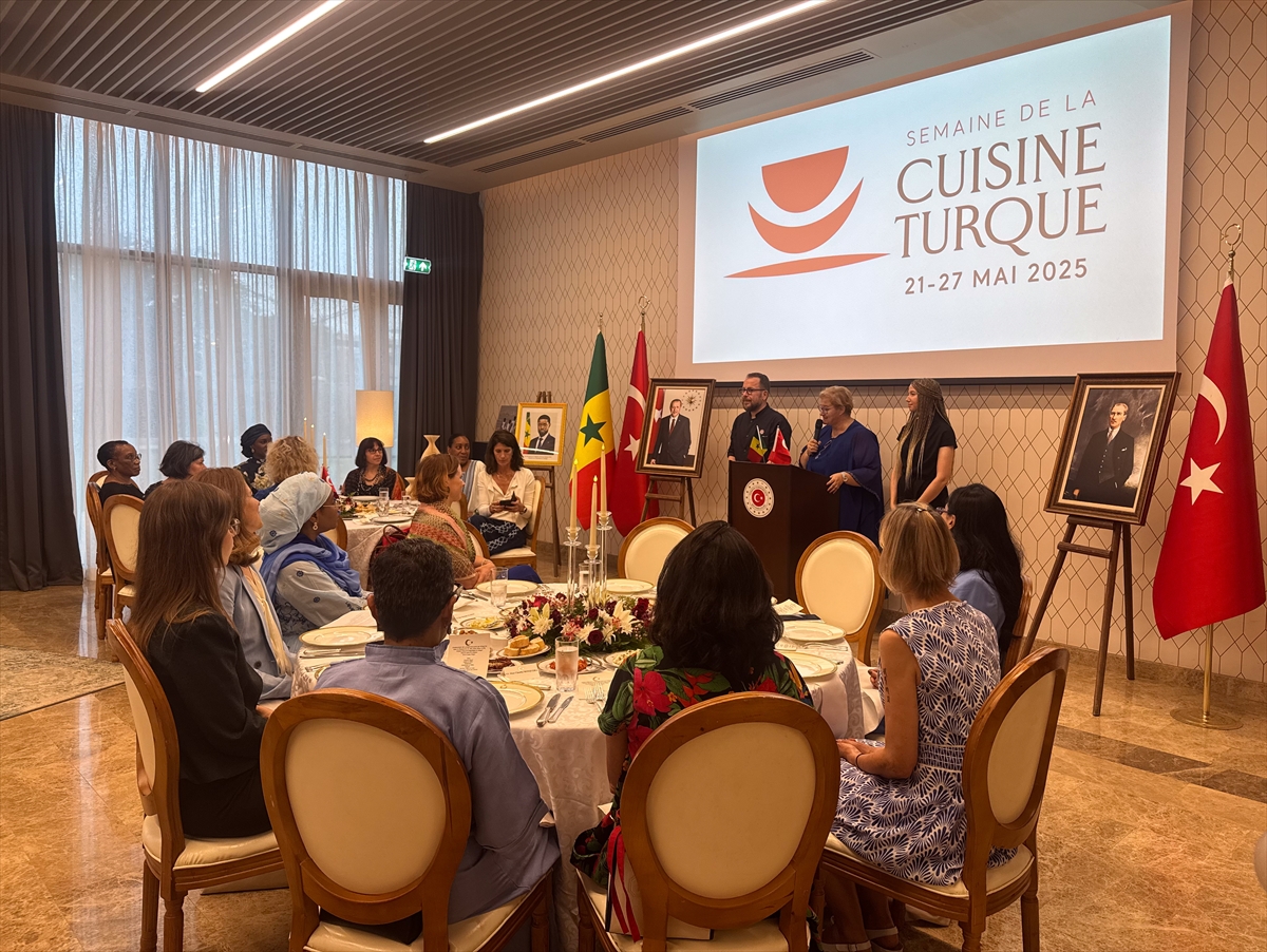 Senegal Cumhurbaşkanının eşi, kadın büyükelçilerle Kayseri yağlaması yaptı