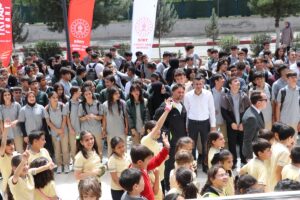 SİİRT (AA) – Siirt'te "Gençler okusun diye" temasıyla düzenlenen 11.