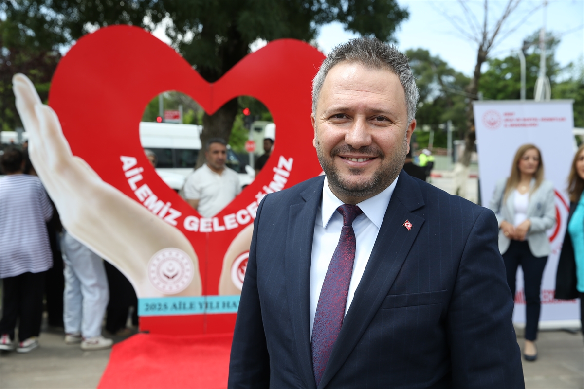 Diyarbakır, Siirt, Elazığ ve Şırnak'ta “Aile Haftası” kapsamında kortej yürüyüşü yapıldı
