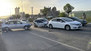 SİVAS (AA) – Sivas'ta meydana gelen zincirleme trafik kazasında 4