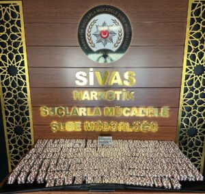 SİVAS (AA) – Sivas'ta düzenlenen uyuşturucu operasyonunda gözaltına alınan 5