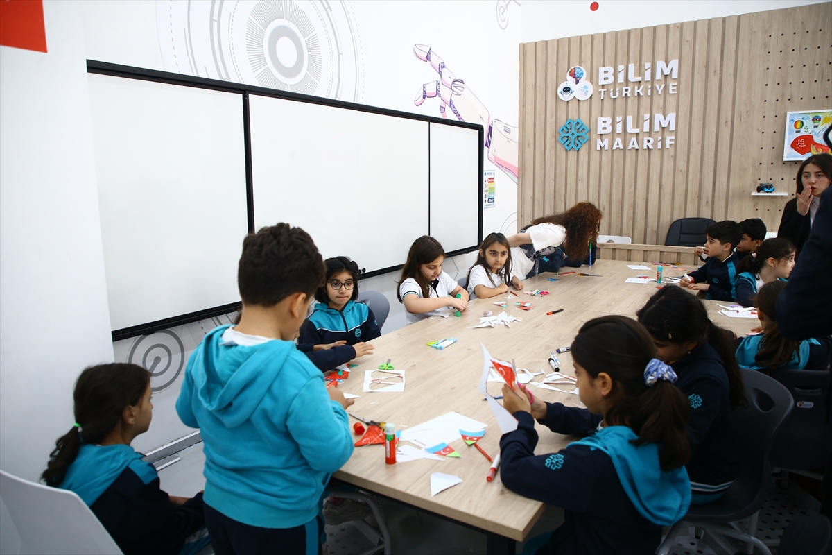 T3 Vakfı, Azerbaycan'da iki yeni Bilim Merkezi kurdu