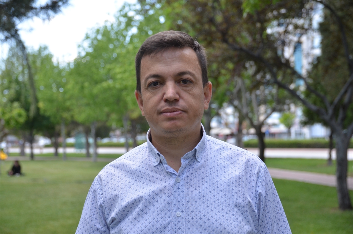 Talasemi hastalığıyla mücadeleyi kurduğu dernekle sürdürüyor