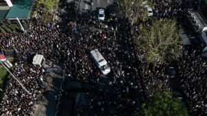 İSTANBUL (AA) – Tedavi gördüğü hastanede hayatını kaybeden TBMM Başkanvekili