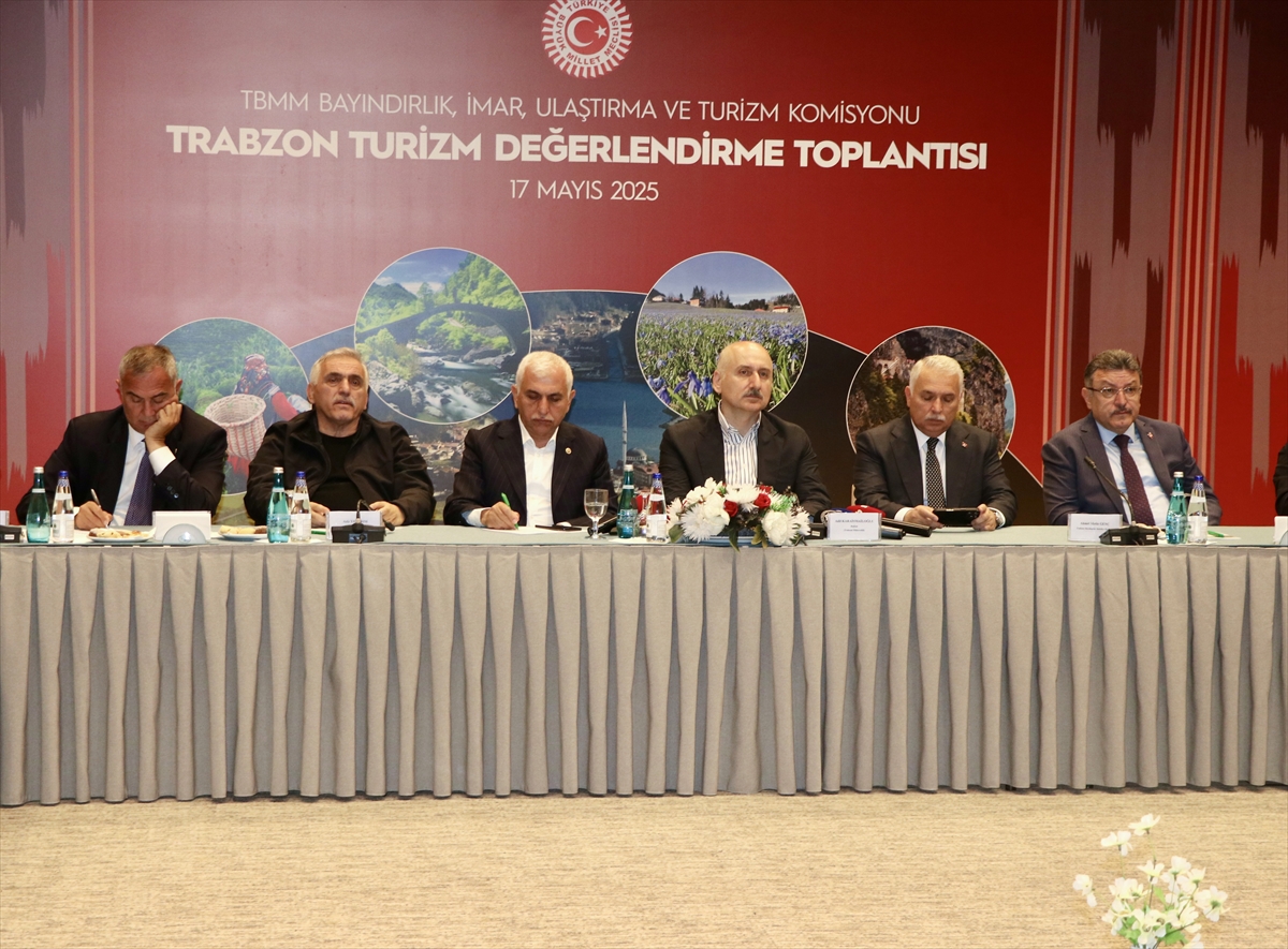 TBMM Bayındırlık, İmar, Ulaştırma ve Turizm Komisyonu Başkanı Karaismailoğlu, Trabzon'da konuştu: