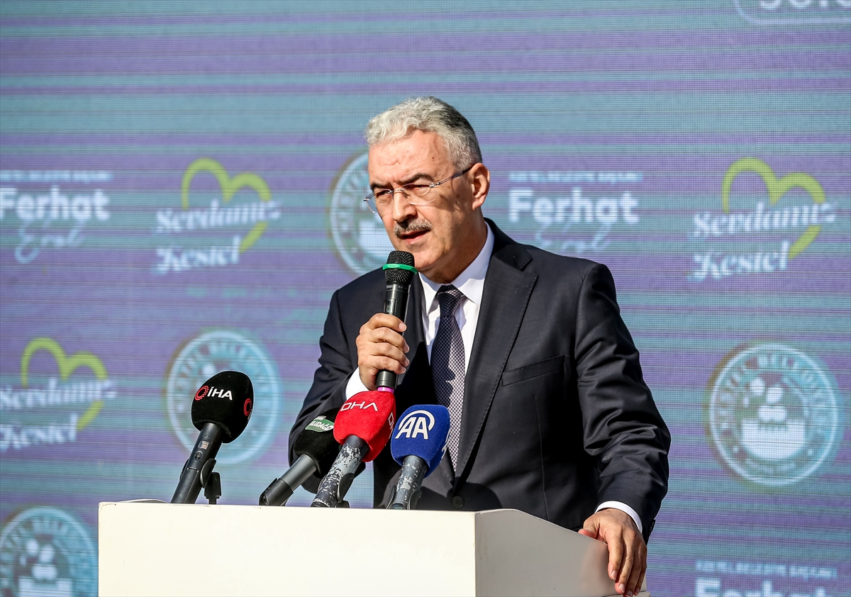 TBMM Sanayi Komisyonu Başkanı Varank, Bursa'da açılış töreninde konuştu: