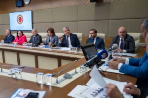 - Komisyon başkanlığına AK Parti Burdur Milletvekili Adem Korkmaz seçildi