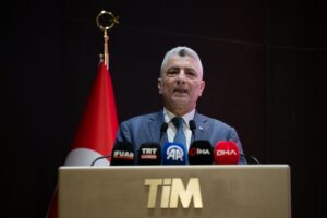 İSTANBUL (AA) – Ticaret Bakanı Prof. Dr. Ömer Bolat, "Türkiye
