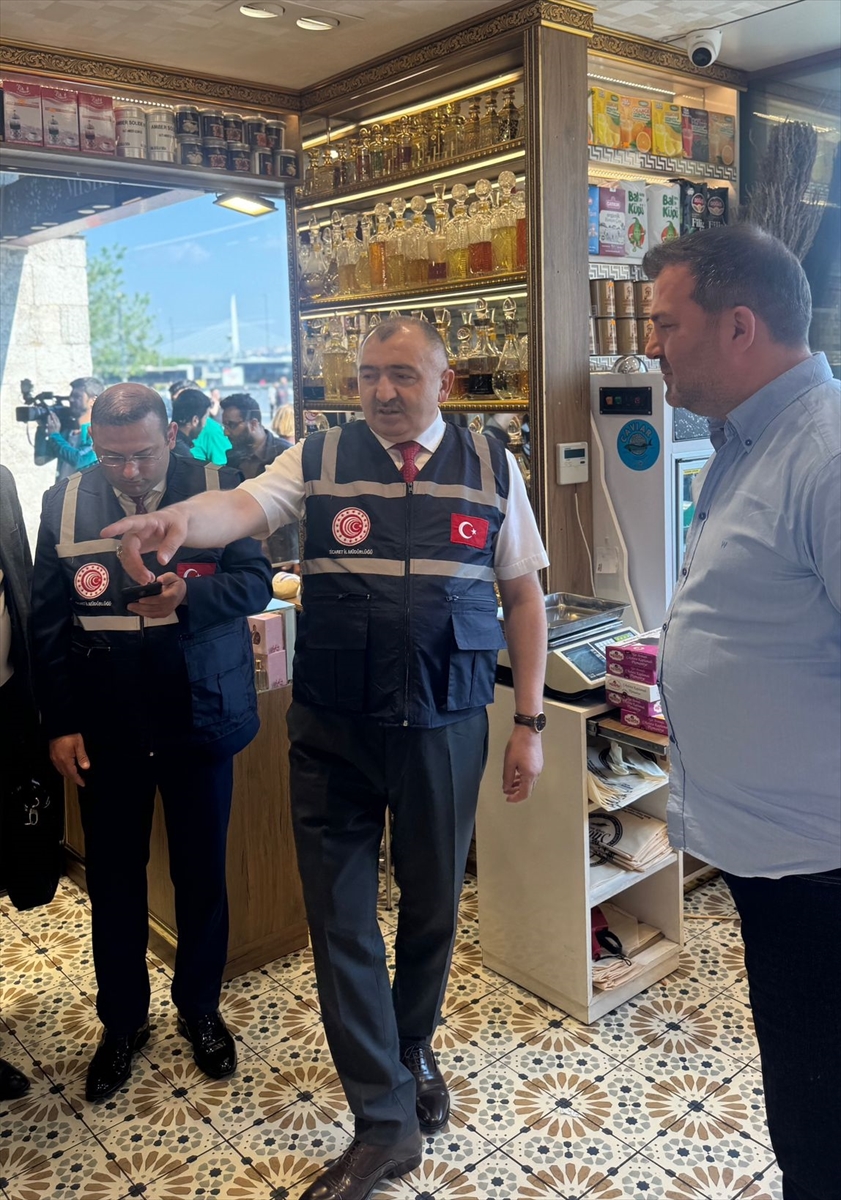 Ticaret Bakanlığı, Kurban Bayramı öncesi İstanbul'da fiyat ve etiket denetimi gerçekleştirdi