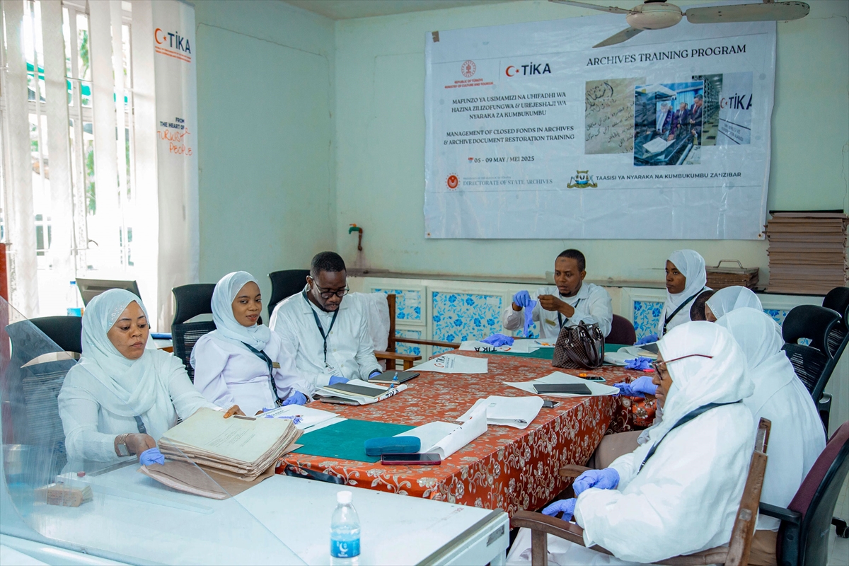 TİKA, Zanzibar'da teknik arşivcilik eğitim programı düzenledi