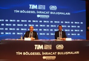 - "Türkiye'yi dünyada ilk 10 ihracatçı arasına getirmek için uğraşıyoruz"