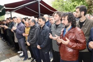 TRABZON (AA) – Trabzonspor'un eski teknik direktörü Sadi Tekelioğlu'nun annesi