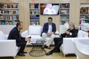 - Fuarda, Tunus'taki kitapevi ve yayınevleri temsilcilerine Türkiye Kültür ve