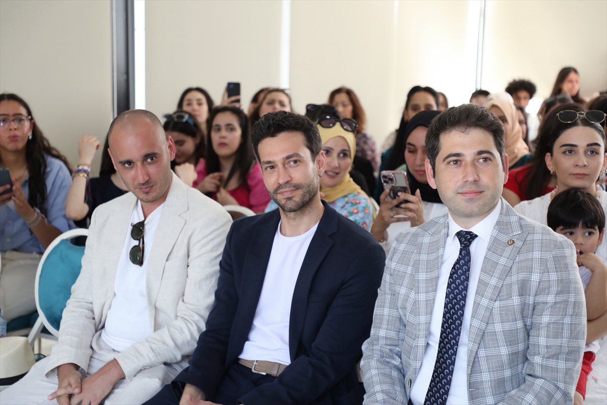 Tunus’ta “Türk Filmleri Haftası” oyuncu Ekin Koç söyleşisi ile devam etti