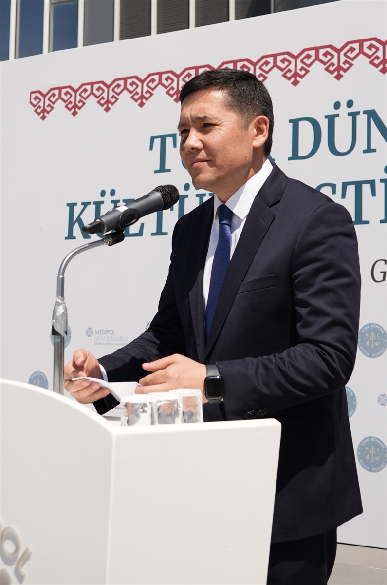 Türk devletlerinden öğrenciler “Türk Dünyası Kültür Festivali”nde buluştu