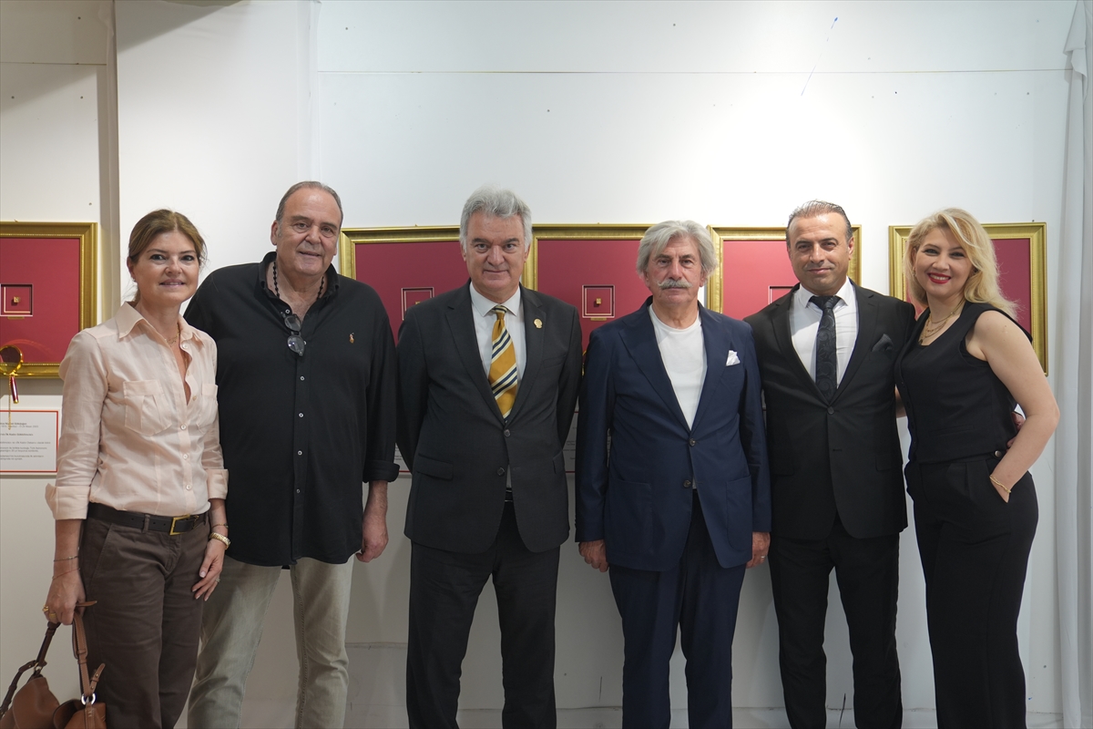 “Türkiye Yüzyılı Kadınları Mikro Sanat Resim Sergisi” sanatseverlerle buluştu