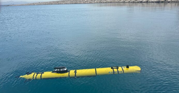 Türkiye'nin milli insansız otonom su altı aracı “STM NETA” Mavi Vatan’a açıldı
