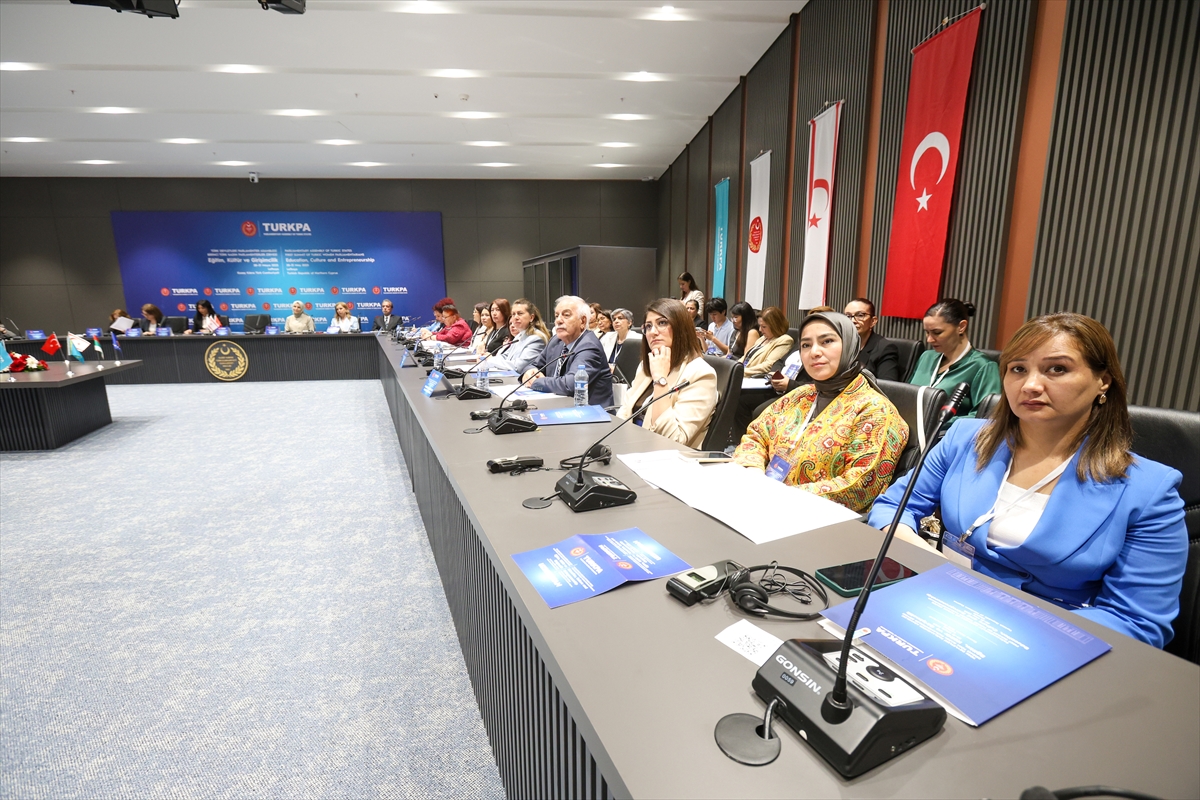 TÜRKPA Birinci Türk Kadın Parlamenterler Zirvesi KKTC'de yapıldı