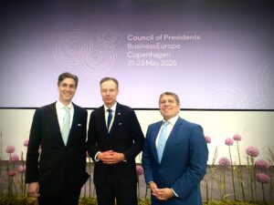 İSTANBUL (AA) – Türk Sanayicileri ve İş İnsanları Derneği (TÜSİAD)