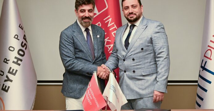 Uluslararası Balkan Üniversitesi ve Sante Plus Grubu işbirliği protokolü imzaladı